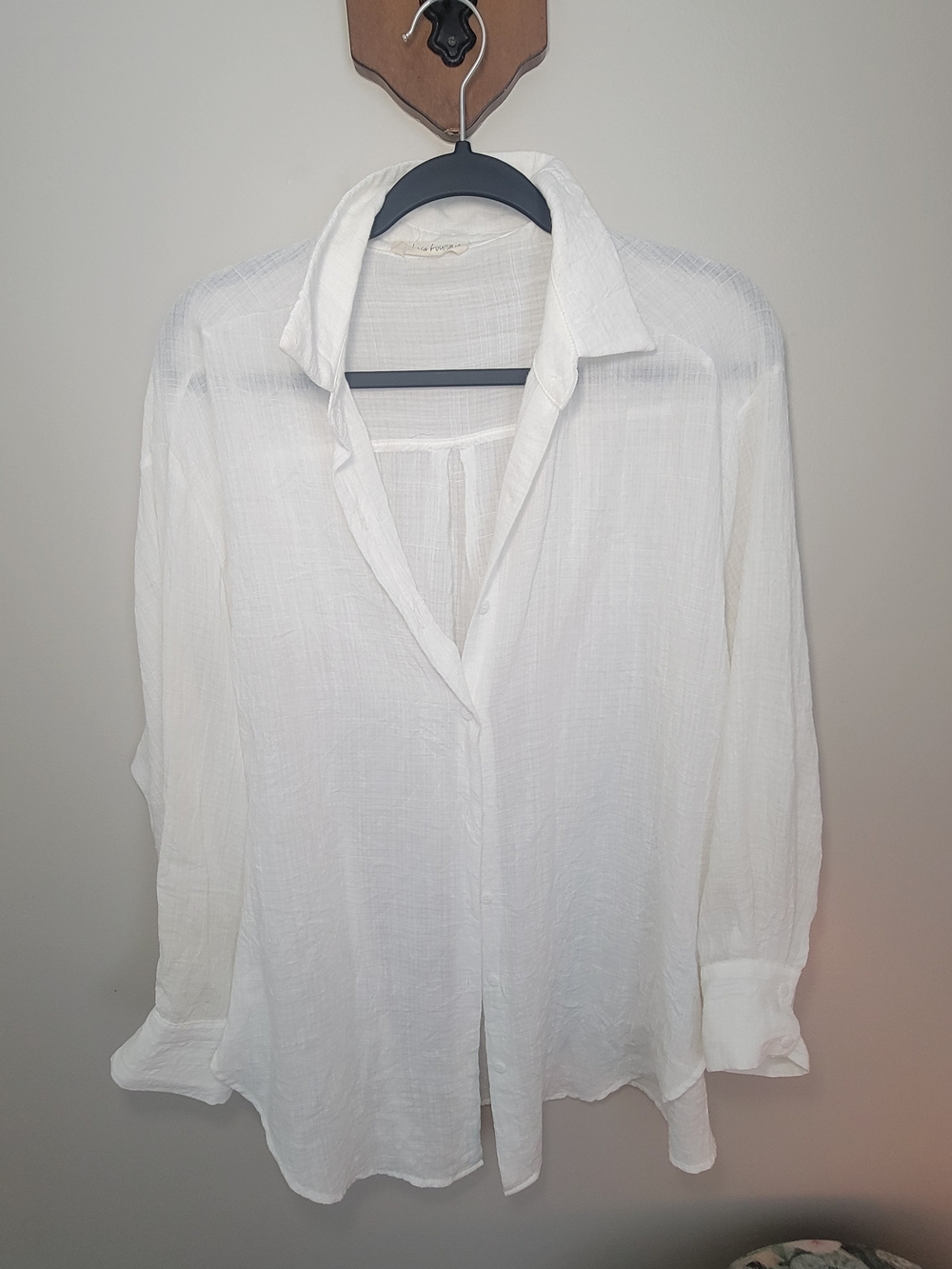 Beautiful White Lightweight Button-Down Women's Shirt Size S